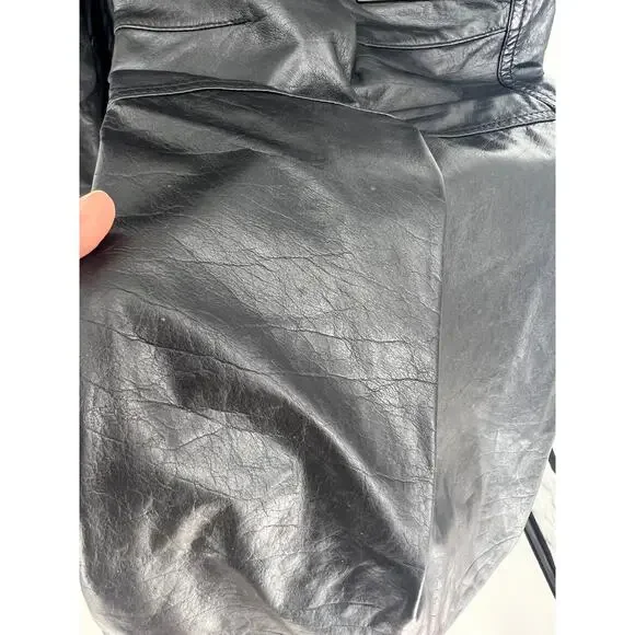 Bottega Veneta Tapered Leather Cargo Pants in Black - Picture 14 of 15